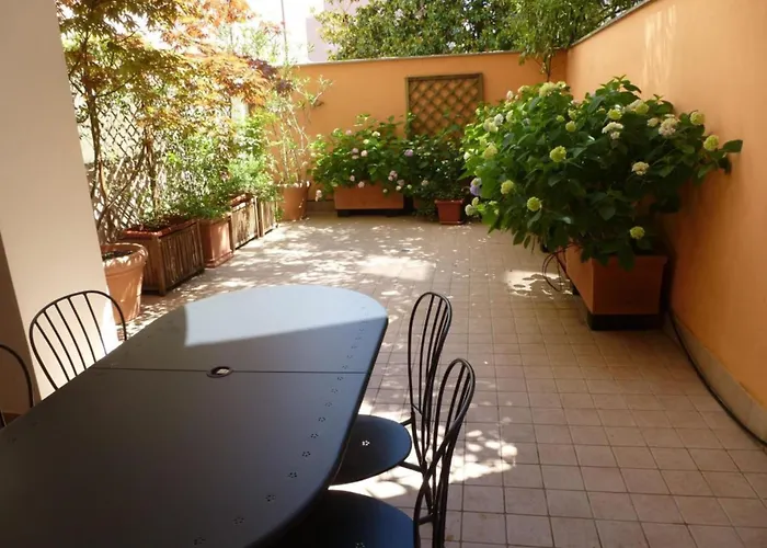 Appartement Lovely Private Garden For Four In Grado