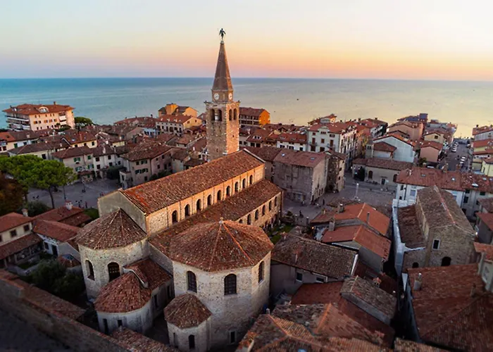 Appartement Lovely Private Garden For Four In Grado